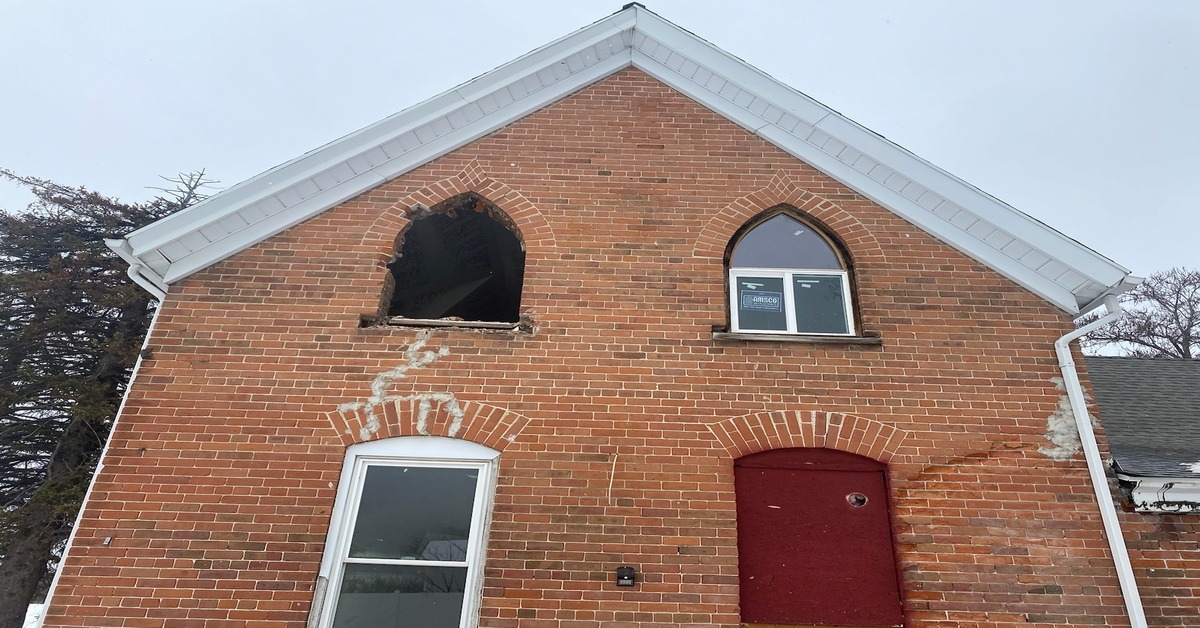 Revamping Homes: Custom Window Installations in Layton