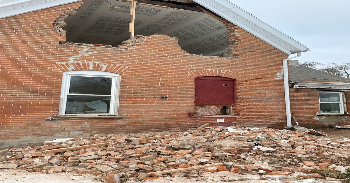 Revamping Homes: Custom Window Installations in Layton