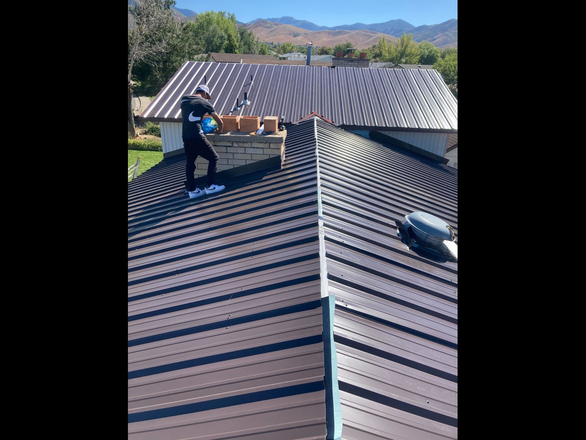 Tooele's New Roof: The 26-Gauge Metal Installation Experience