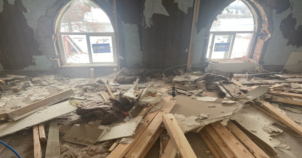 Revamping Homes: Custom Window Installations in Layton