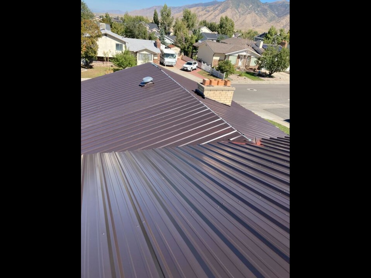 Tooele's New Roof: The 26-Gauge Metal Installation Experience