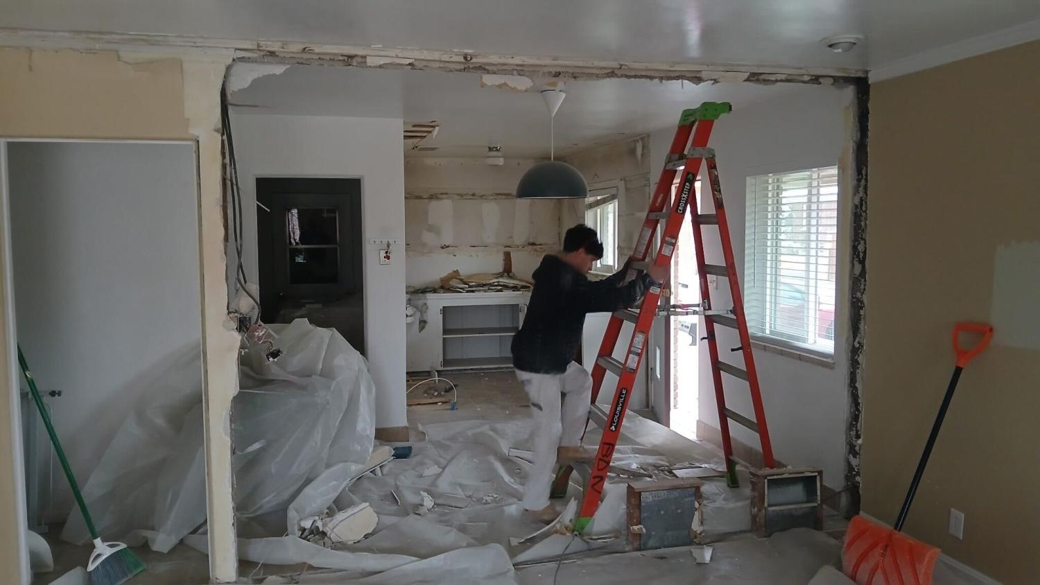 Demo Wall Removal: A Step Towards a Bigger Kitchen