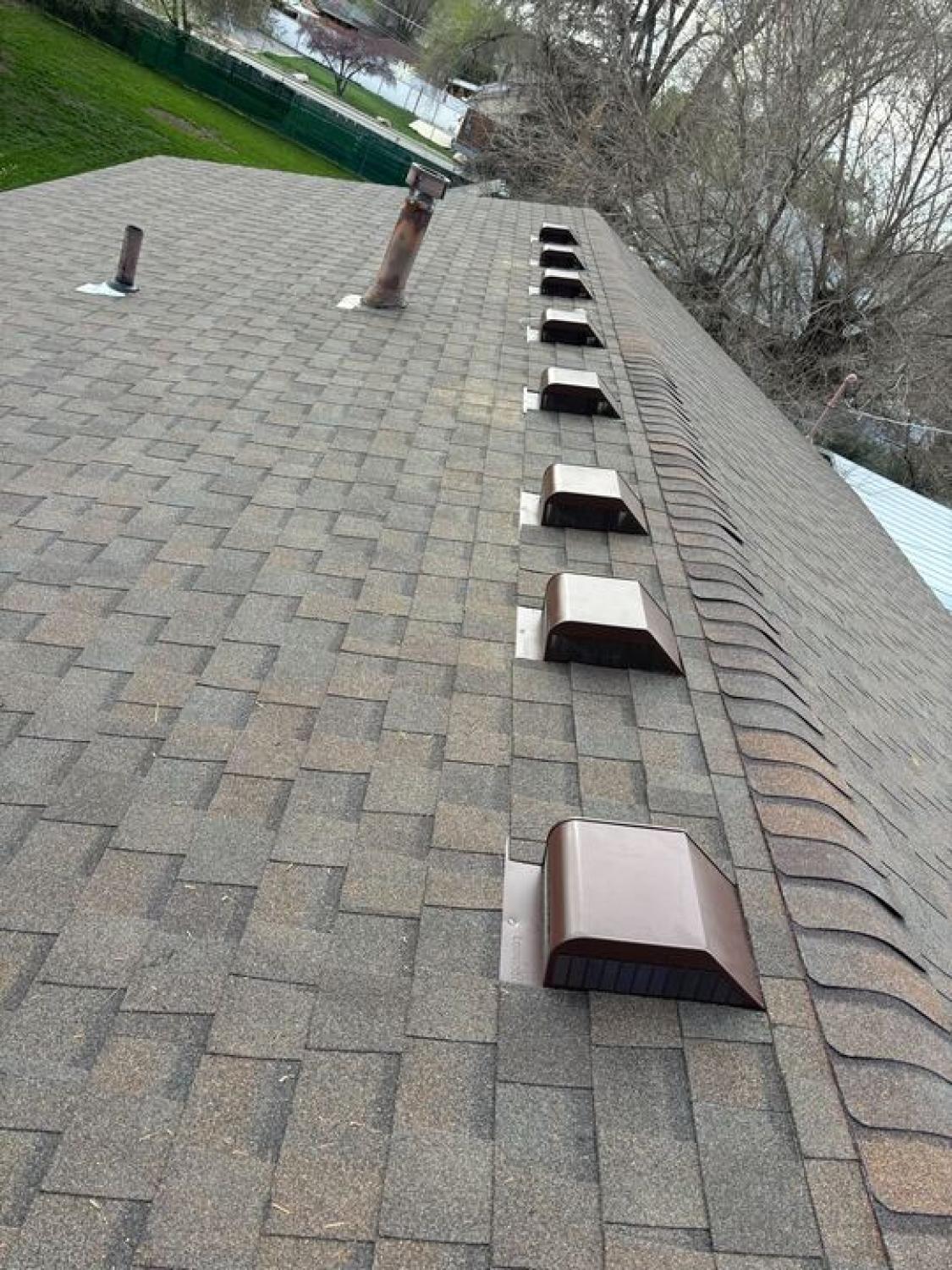 Heather Blend Roofing: A Fresh Look for William Rice’s Home