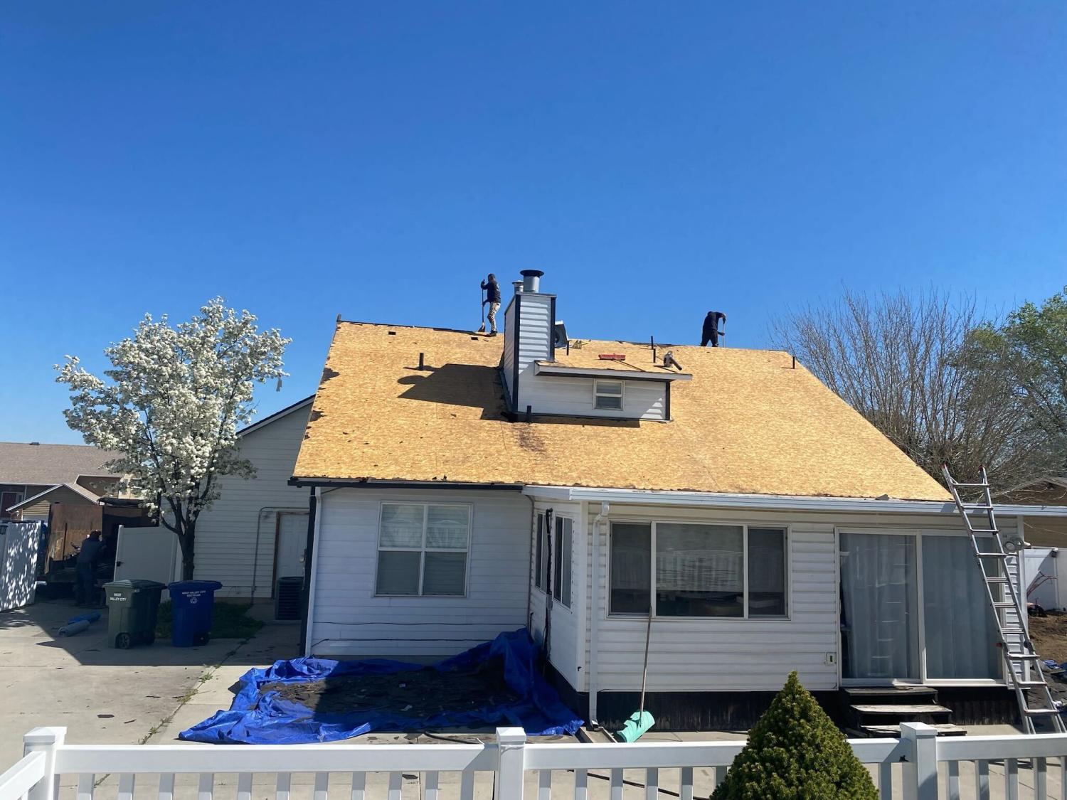 New Roof Installed: West Valley Landmark Moire Black Shingles