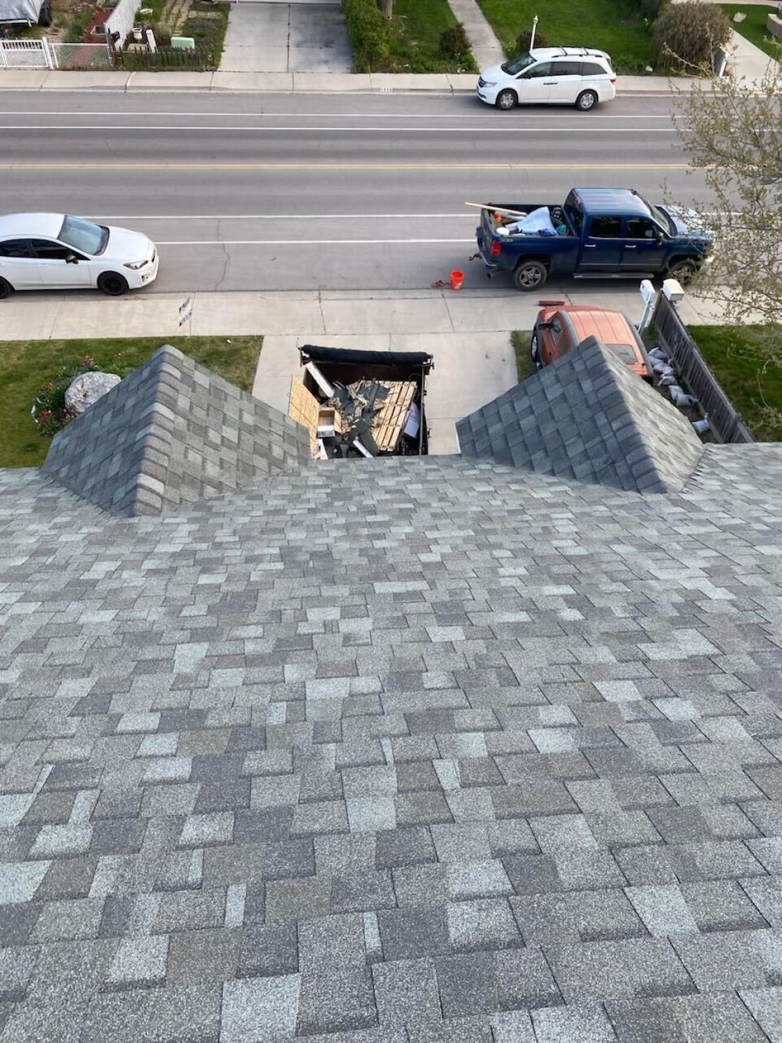 A New Look: Installing Georgetown Gray Rooftops