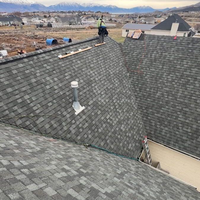 Roof Tear-Off & Replacement Completed in Eagle Mountain, Utah.