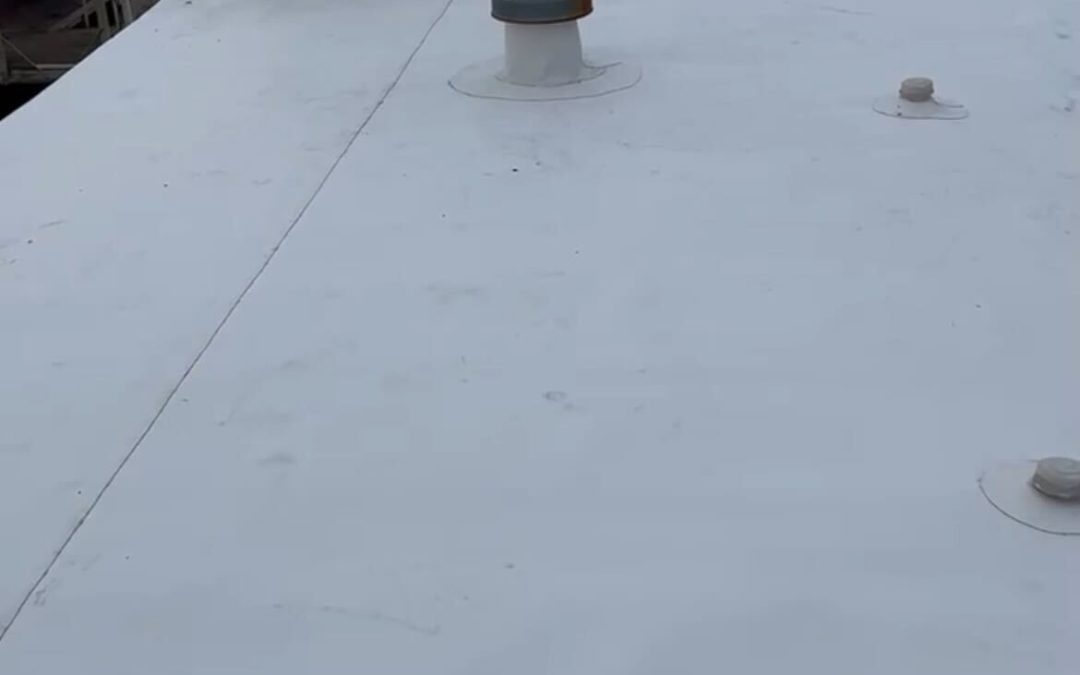 New TPO Roof Installed on a Mobile Home